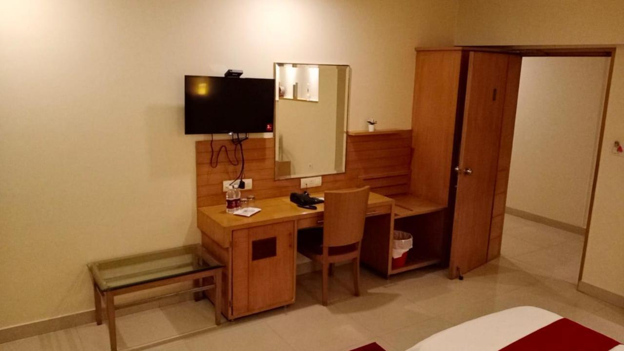 Fabhotel A&M - Nr Lv Prasad Institute, Banjara Hills Haydarabad Dış mekan fotoğraf