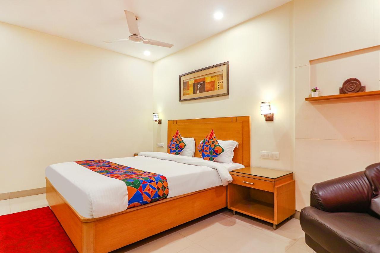 Fabhotel A&M - Nr Lv Prasad Institute, Banjara Hills Haydarabad Dış mekan fotoğraf
