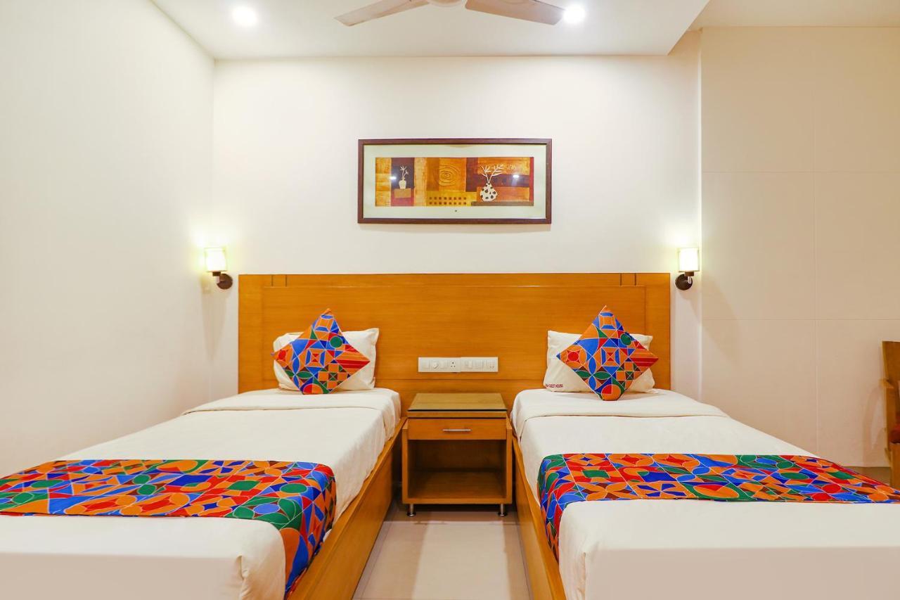 Fabhotel A&M - Nr Lv Prasad Institute, Banjara Hills Haydarabad Dış mekan fotoğraf